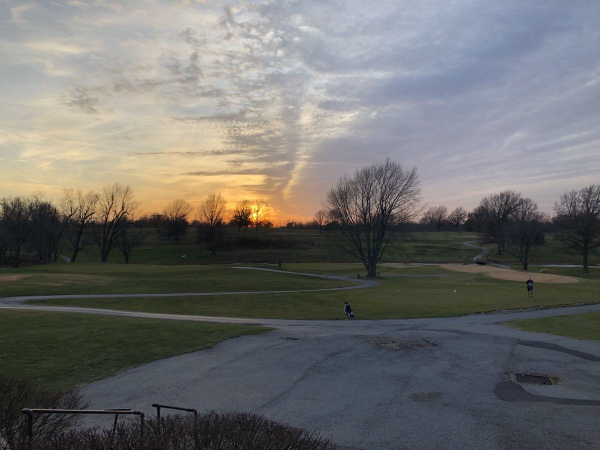December golf! Not ready for the snow 😨