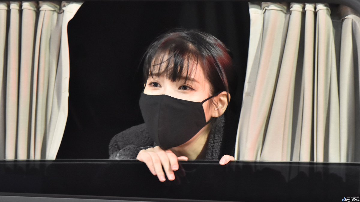 IUmusique's tweet photo. The cutest human 🥺 @_IUofficial 💜  

I vote for #MAMAVOTE #iu https://t.co/Zr0ZMMrPVI