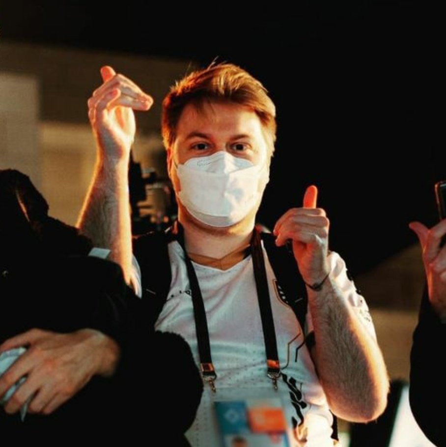 LADS LADS LADS (WTSG) (@wtsgxoxo) on Twitter photo This guy 🤙🥰 This guy 🤙🥰