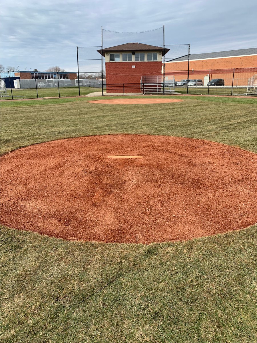PHSVBaseball's tweet photo. Larry Pohlman Field upgrades &amp; repair were completed today! Outstanding job done by @MidwestField https://t.co/s232xKv90M