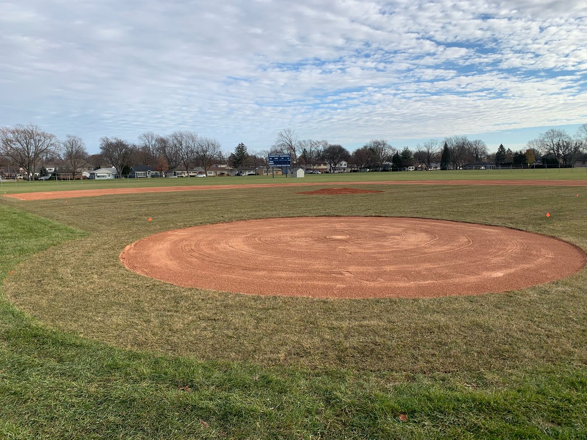 PHSVBaseball's tweet photo. Larry Pohlman Field upgrades &amp; repair were completed today! Outstanding job done by @MidwestField https://t.co/s232xKv90M