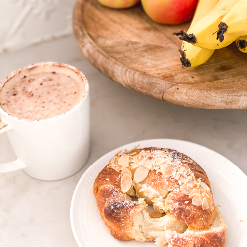 Hey there, I know it's been a while but I wanted to drop in and say a big hello, I've missed you!

I've wanted to share whats been happening behind the scenes but didn't know where to start. It's one of those hard things to do sometimes, that first step. So here is a little Monda