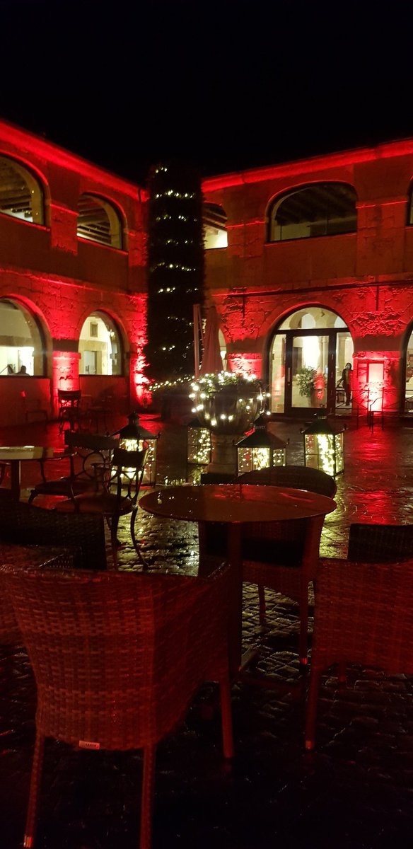 hamelinruben's tweet photo. Navidad 2021 
Parador Nacional de Turismo de Cangas de Onis (Asturias)

#paradornacional #asturiasparaisonatural #navidad2021 #navidad #chritmas2021 https://t.co/s8H1ERmir9