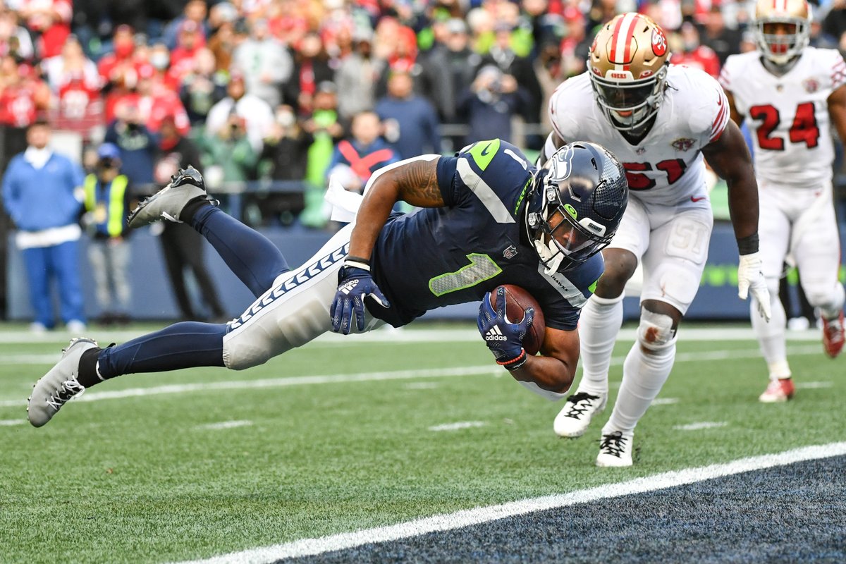 Seahawks's tweet photo. A special moment for @allaroundplays 🥺 https://t.co/QFq9NNE0iW