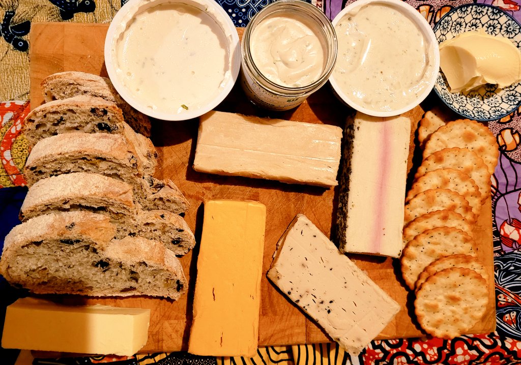 vee_gang's tweet photo. Eating all of the vegan cheeses #cheeseparty #getinmyface https://t.co/yxErqj39AQ