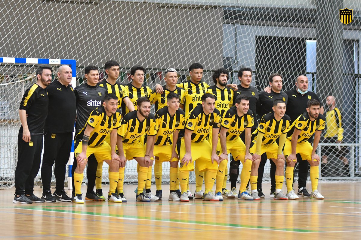 🟡⚫️ Año histórico para <a href="/FutbolSalaCAP/">PEÑAROL | Fútbol Sala</a>. Vamos a jugar finales por el Campeonato Uruguayo del 100% de los torneos que estamos disputando:
Sub 17 ✔️
Sub 20 ✔️
Masculino ✔️
Femenino ✔️