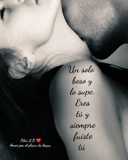 lagrima_ausente's tweet photo. Esclavo
serás de mis letras
mis fantasías
de mis noches frias 
mis madrugadas
llenas de delicias
Dejeme atarte
de pies y manos
con mis besos
acalorados llenos
de pasión y ternura
Explora
mis pasiones furtivas
por ti aguardan
desde que las miras
Ven !!
te hago dueño
de mi alma. https://t.co/IP3awXzdEg