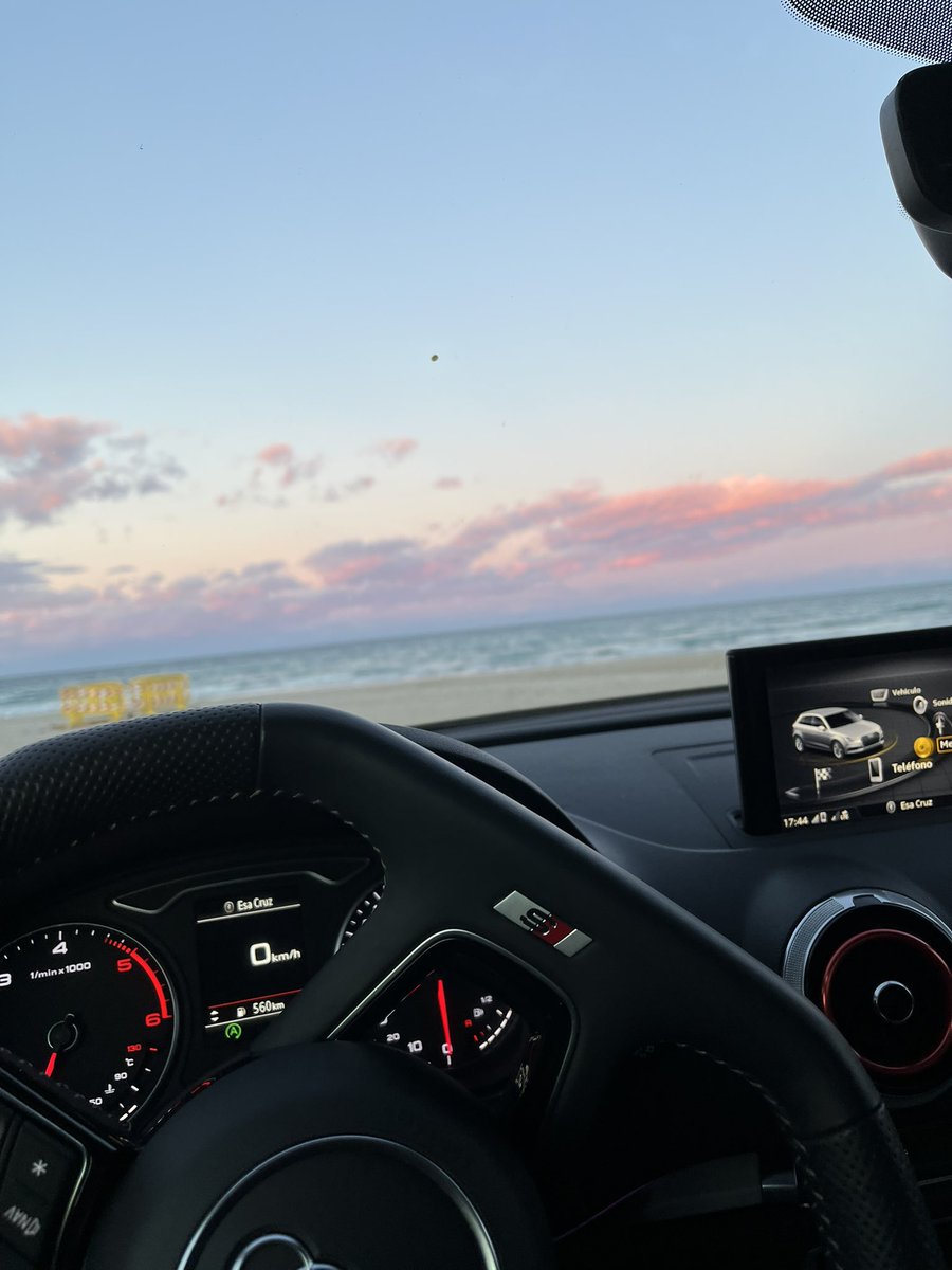 opacarofilia_'s tweet photo. te recojo y vamos a ver el atardecer?

enviar https://t.co/4fnPAFBfB3