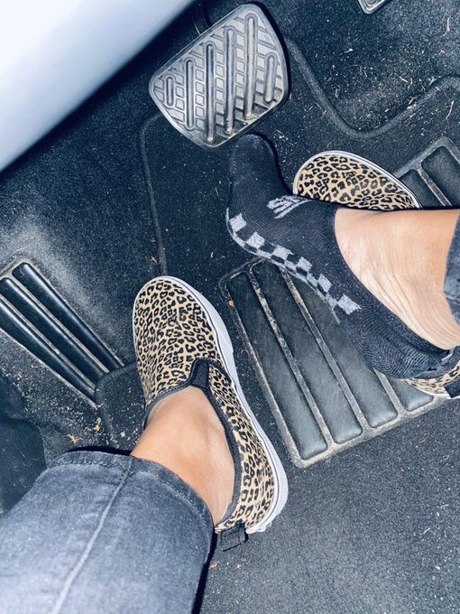 sniff my soles- you know you want too. try to resist.. I dare you 😈  https://t.co/RD89KIcpPP  #SellingContent<a href="/tag/footfetish"class="tags"><span>#footfetish</span></a><a href="/tag/socks"class="tags"><span>#socks</span></a><a href="/tag/soles"class="tags"><span>#soles</span></a><a href="/tag/smellyfeet"class="tags"><span>#smellyfeet</span></a><a href="/tag/sellingcontent"class="tags"><span>#sellingcontent</span></a>