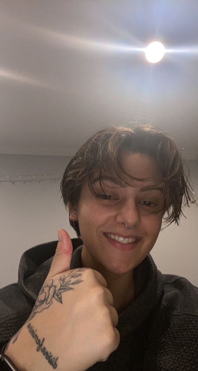 alleciv's tweet photo. you got them anyways https://t.co/xK868hxAjA