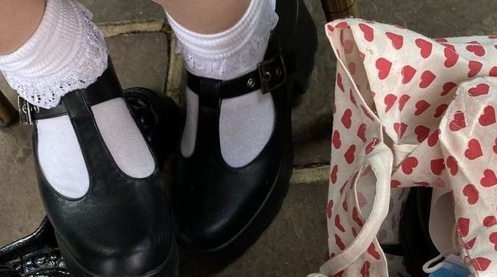 ۪۫ (@harrycoreb0t) on Twitter photo 