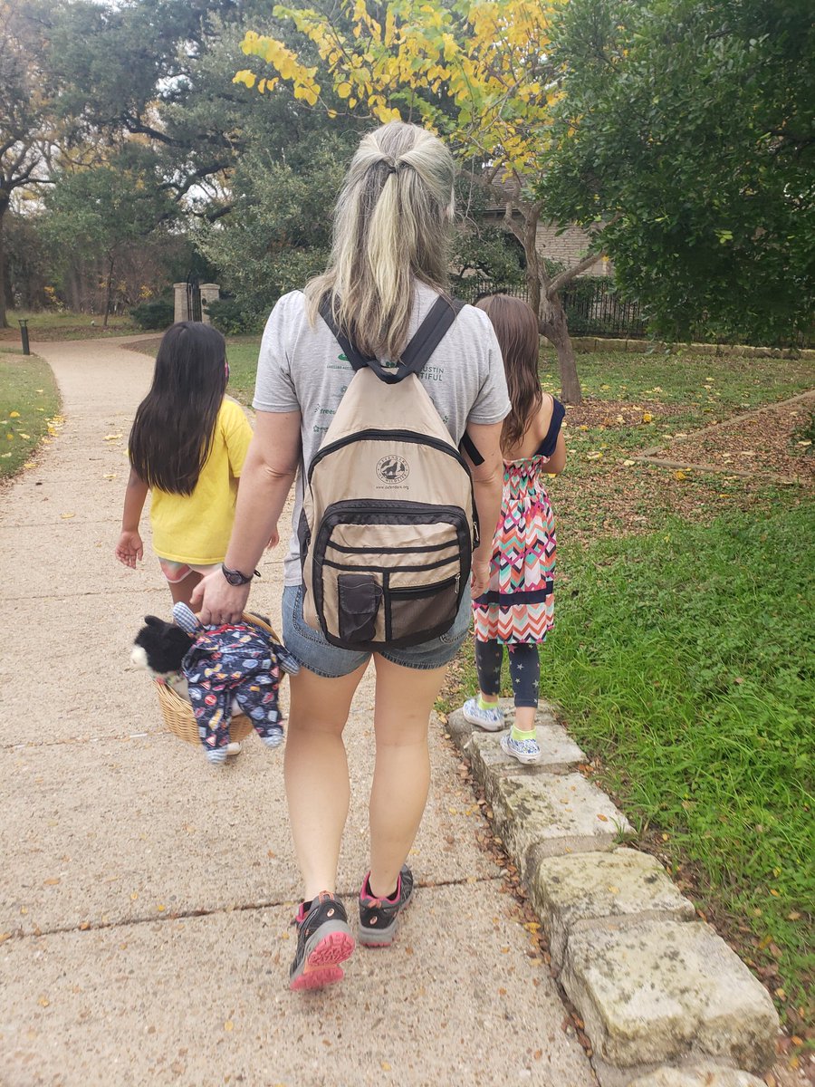 GloriaVeraBedo1's tweet photo. Thanks tia @JecaAustin for taking us out to explore this beautiful place. I ❤ our #BossBabe X2! https://t.co/iwC7WP9oSi