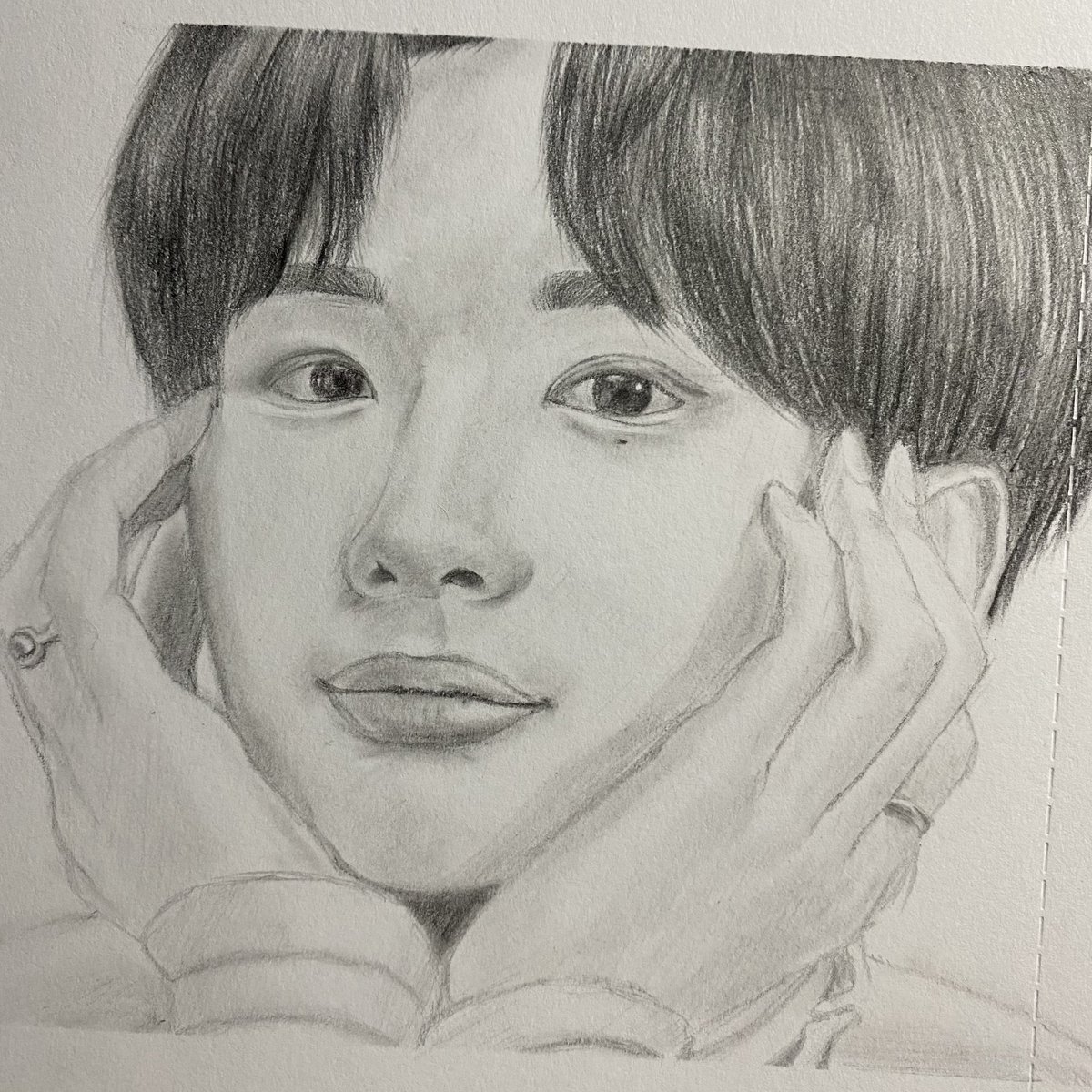 Didn’t post a long time😮‍💨 #24to25 the mv is so beautiful😭🙌🏻🤍 <a href="/Stray_Kids/">Stray Kids</a> #skz #ChristmasEveL #christmas #winterfalls #domino #hyunjin #현진 #juststaywithme #stay #pencilart #comeback