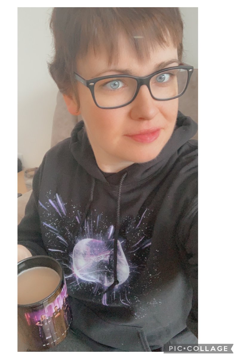 kayls87's tweet photo. Obsessed with my treats to myself from #WTFHTour 😍❤️ A show I will NEVER forget @OfficialSteps @Faye_Tozer @LSLofficial @_ClaireRichards @Ianhwatkins @llatchfordevans
Such a proud fan since day one! 💜💙💜💙💜 https://t.co/yGzhf6s7nU