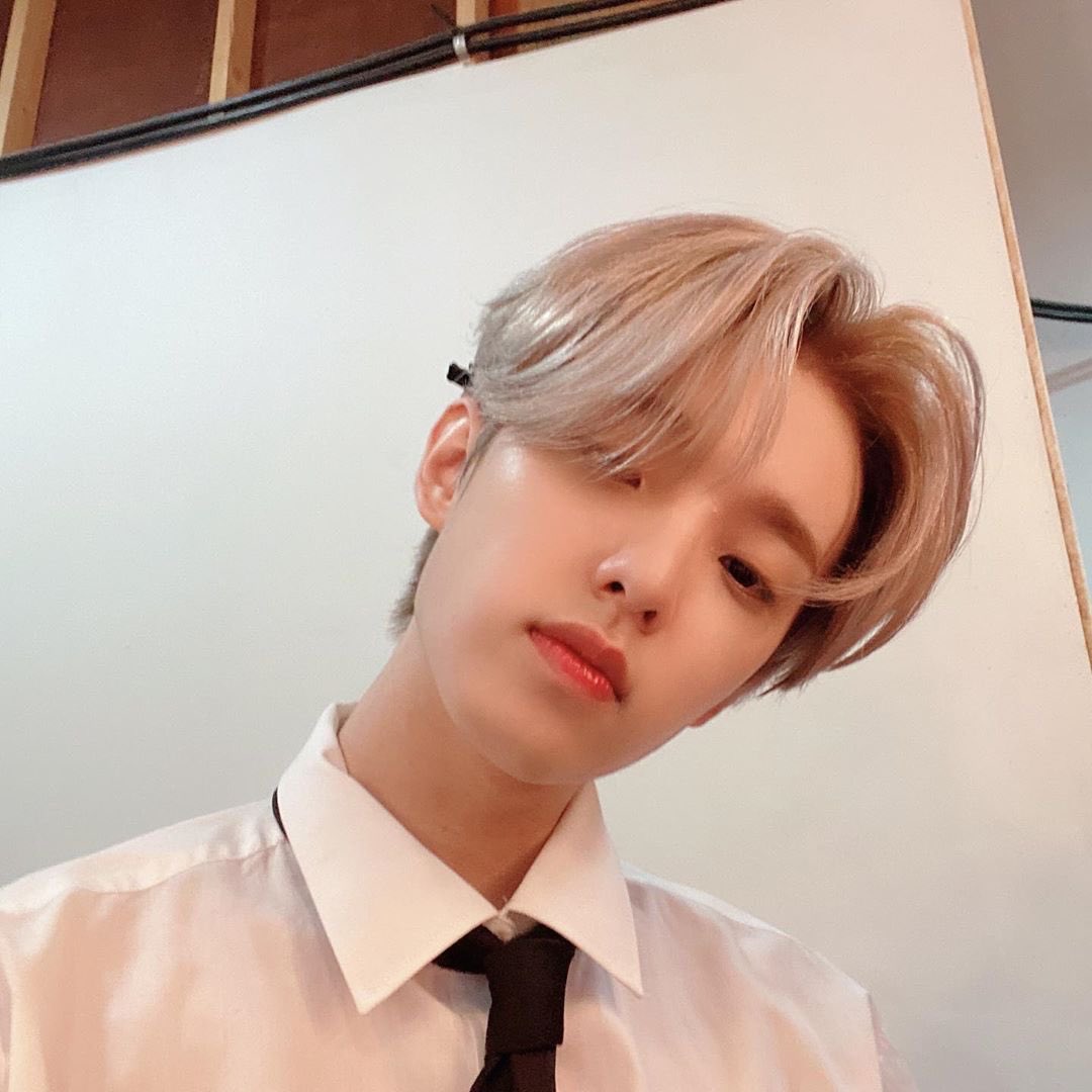 gardenforjae's tweet photo. This man right here https://t.co/6VW7yzJXxi