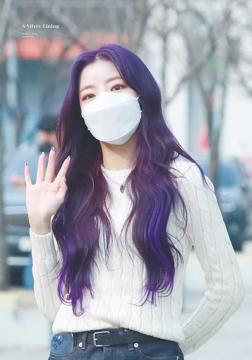 PURPLELIPStwt's tweet photo. ¿Yo? La chica más feliz del universo por poder asistir al #T𝐗T𝟭ST𝕱ansign, traigo hasta las servilletas de la cocina para que #𝐌AGICw𝐊AZUKI me las firme (｡･ω･｡)ﾉ♡ muchísimas felicidades chicos <3 
𝓜𝘆𝘀𝘁𝗶𝗰 𝒇𝒂𝒏𝒕𝒂𝒔𝒚•₊˚ #MEGUMI🐭 https://t.co/MbjeXhiulT