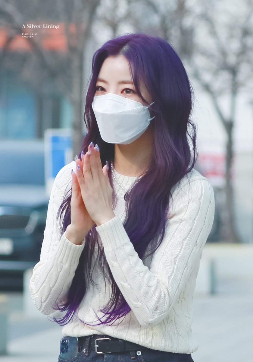PURPLELIPStwt's tweet photo. ¿Yo? La chica más feliz del universo por poder asistir al #T𝐗T𝟭ST𝕱ansign, traigo hasta las servilletas de la cocina para que #𝐌AGICw𝐊AZUKI me las firme (｡･ω･｡)ﾉ♡ muchísimas felicidades chicos <3 
𝓜𝘆𝘀𝘁𝗶𝗰 𝒇𝒂𝒏𝒕𝒂𝒔𝒚•₊˚ #MEGUMI🐭 https://t.co/MbjeXhiulT