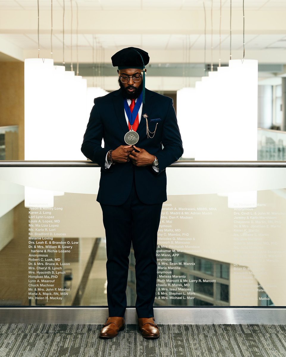 PrestonIgweMD's tweet photo. Today marks 6 months since I graduated from medical school, fulfilling a dream a lifetime in the making. I’m getting exceptional training and taking care of people at their most vulnerable moments. It’s truly a blessing!
#MedTwitter #BlackMeninMedicine https://t.co/KBhvFQJW6O