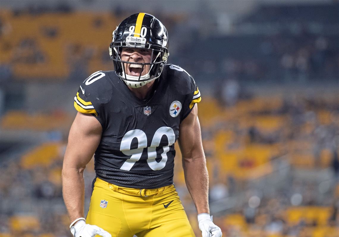 notmalkinego's tweet photo. who’s the best defensive player in football? https://t.co/tjEqukO19g