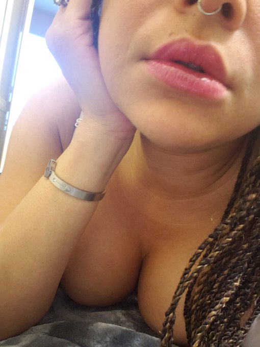 Mrs Hali Fire’s pics and videos