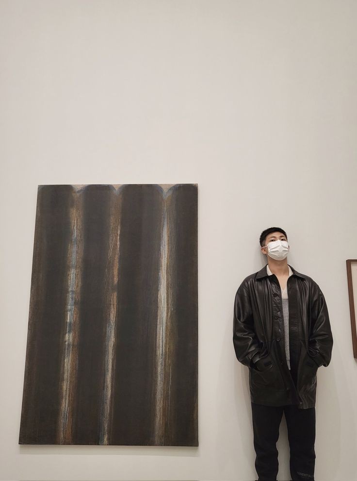 defsamT's tweet image. Bem casalzinho 💜 eu&amp;amp;ele🐨

#ARMYSelcaDay #ARSD #Namjoon