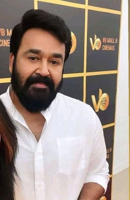 Achu11231's tweet photo. Good morning❣️
#12thMan #BroDaddy  @Mohanlal #Mohanlal #Alone
#Marakkar #MarakkarArabikadalinteSimham https://t.co/0kTyv3UYNF