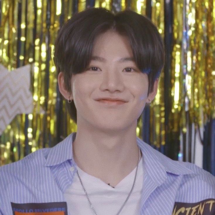 2000Junkyuu_'s tweet photo. 🥢 เธรด: ขายจุนกยู+จุนกยูวิทมบ. — ⁕ 🐨☁️ ♡̷ ꒱ #JUNKYU treasure”

⌗ 김준규 kim junkyu คิม จุนกยู
⌗ โวคอล(ยูนีค) วิชวล
⌗ 178 ซม.
⌗ เกิดที่เมืองชุงจู
⌗ 2000.09.09 
⌗ ฉายาโคอาล่า 🐨
⌗ กรุ๊ป O 
⌗ INFP 
⌗ ชอบฤดูหนาว
⌗ มีพี่ชาย1คน
⌗ หอเดียวกับพี่ซอก โยชิ เยม(?) https://t.co/KMx4yUq2Oi