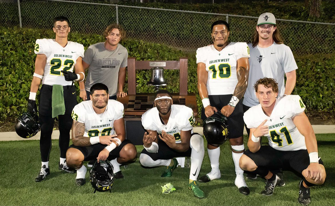 Sele Boy tweet media