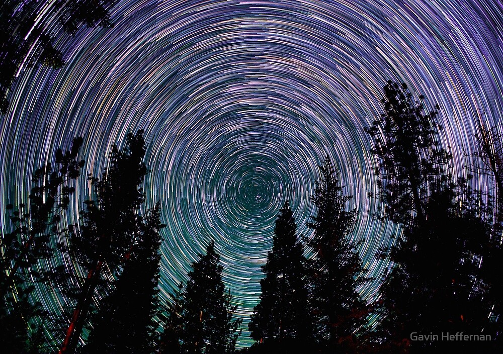 AuthenticHollyH's tweet photo. The Earth is flat and motionless. Celestial bodies follow the EXACT SAME PATHS that they have followed for thousands of years of recorded history.

#Geocentric #FlatEarth

Star Trails are not possible on a spinning sphere randomly hurtling thru space... https://t.co/p7qCT1jokr