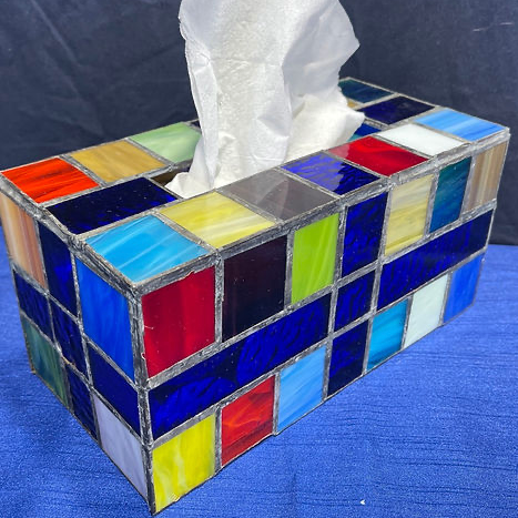 AmandarinDesign's tweet photo. Tissue box cover made from stained glass.

https://t.co/1M5jVTV8cv

@amandarin.design https://t.co/5G3cCky2VJ