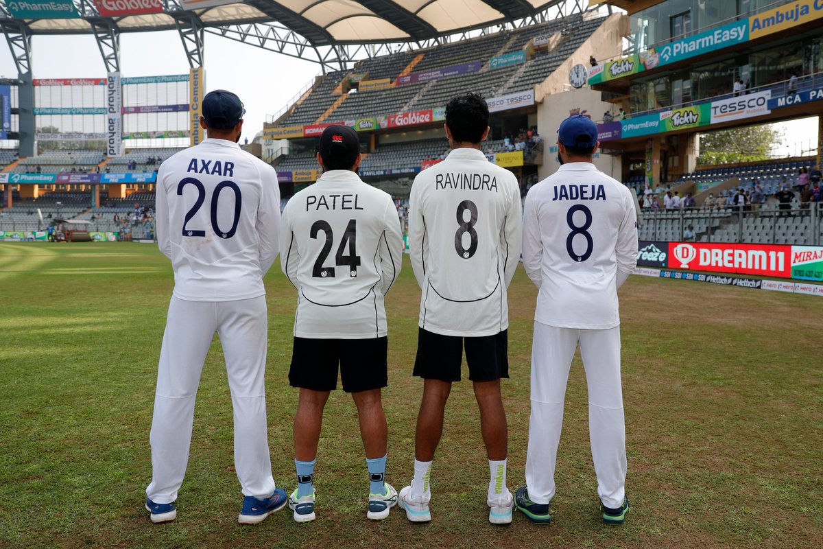 BCCI's tweet photo. In Sync! ☺️

How's that for a quartet! 🇮🇳 🇳🇿

#INDvNZ #TeamIndia @Paytm https://t.co/eKqDIIlx7m