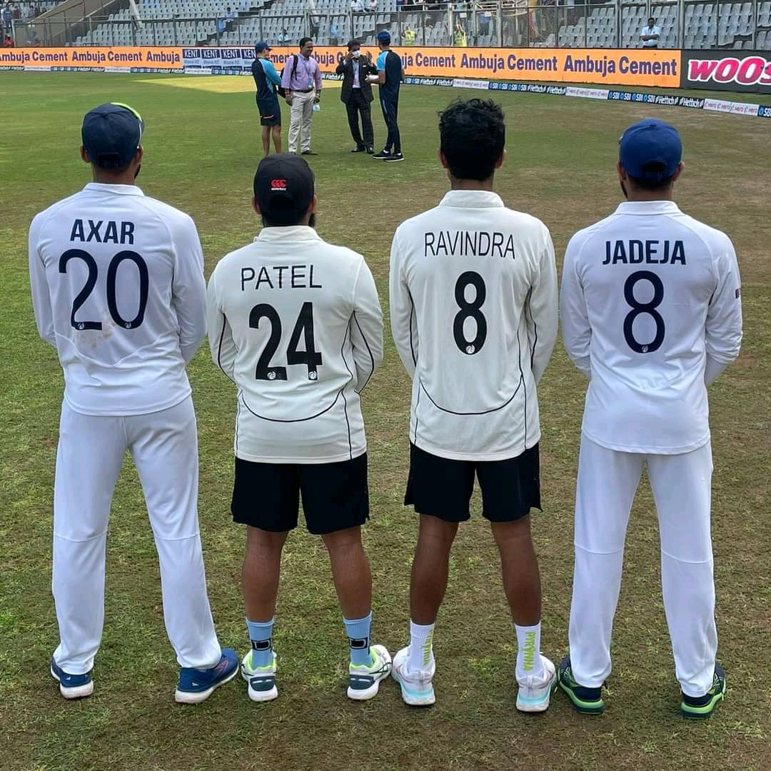 This is surely the best picture on the internet today 😂😂❤️.
#AxarPatel #AjazPatel #RachinRavindra #RavindraJadeja