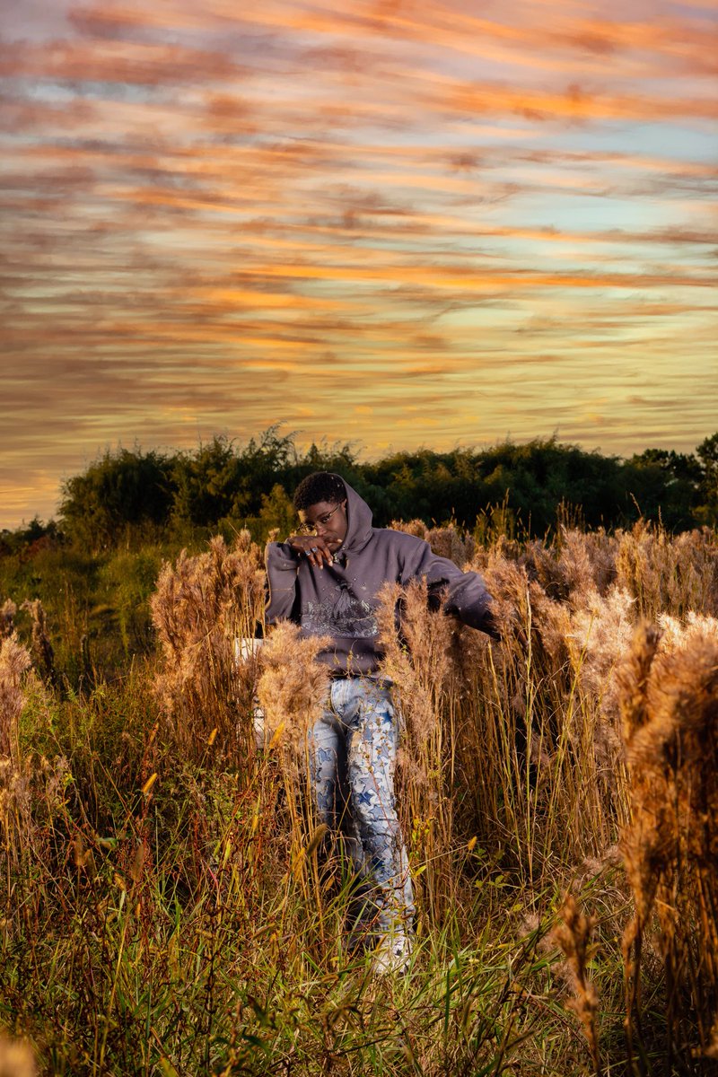 𝚅𝚎𝚕𝚕🃏 tweet media