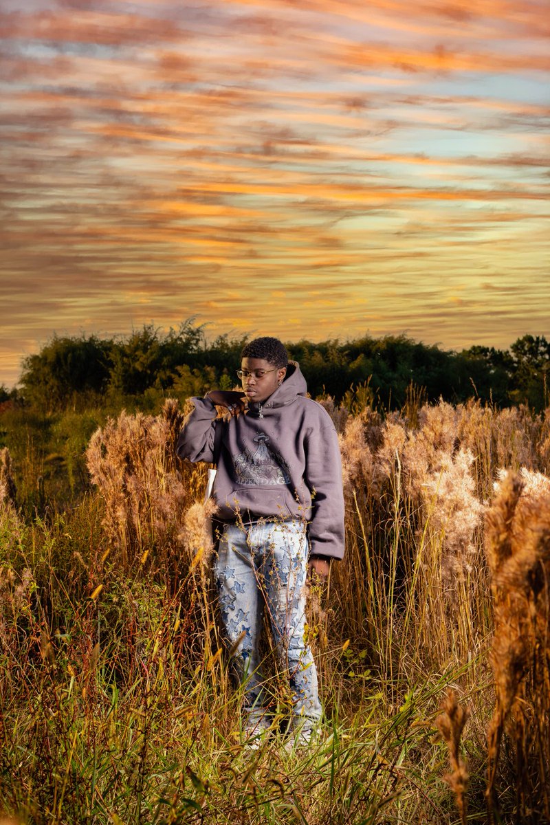 𝚅𝚎𝚕𝚕🃏 tweet media