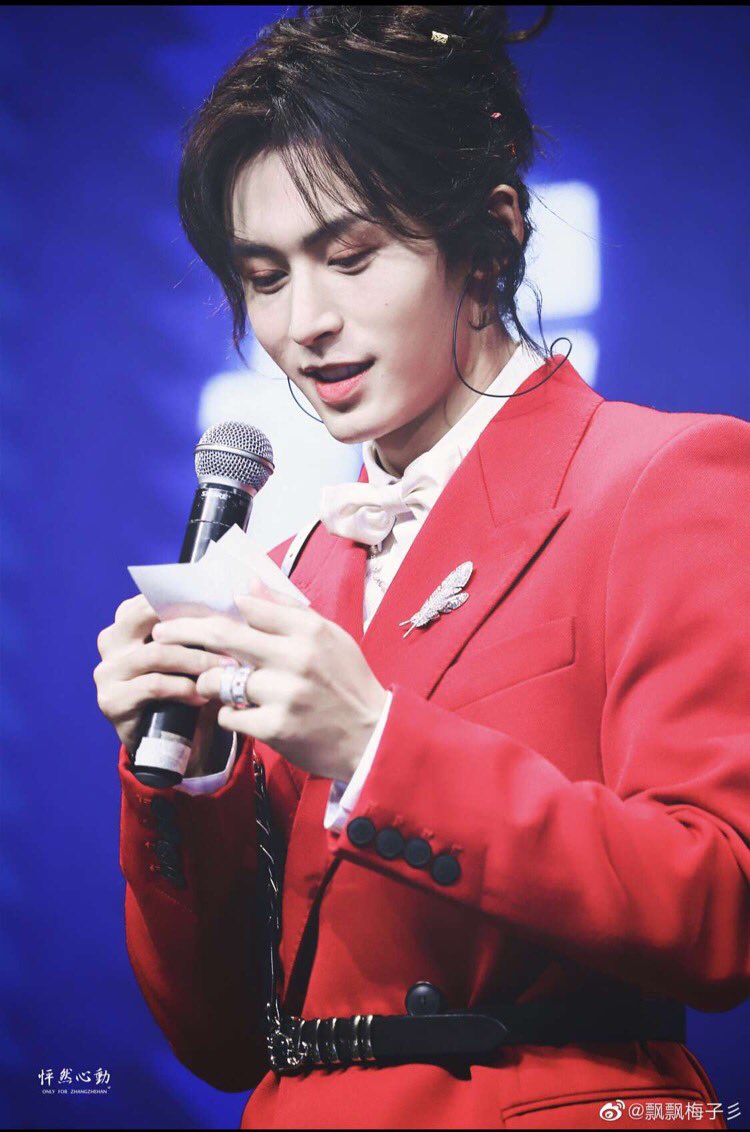 FF5C1LXWYAY263p?format=jpg&name=medium