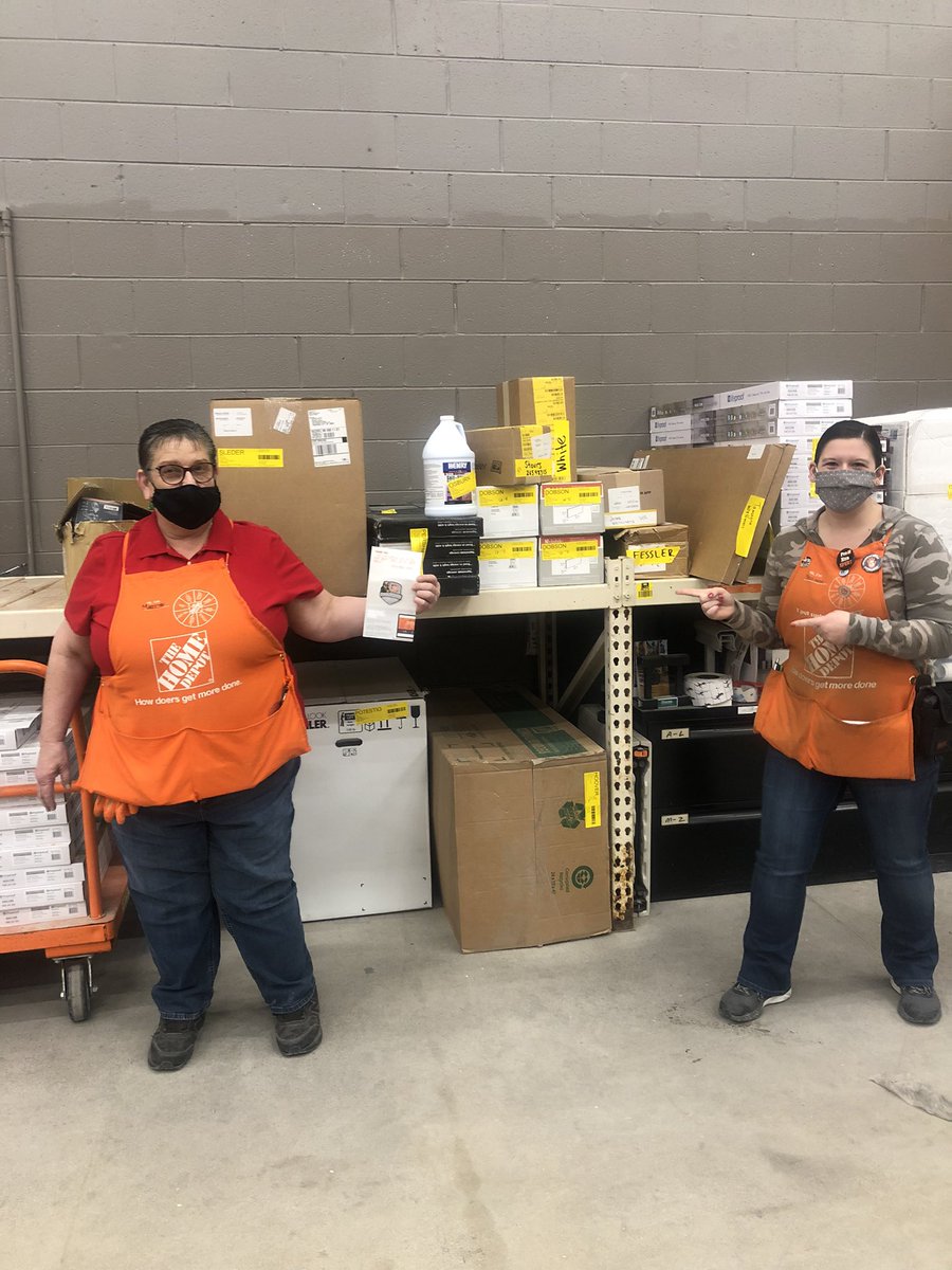 Shannon (@shannonbauerthd) on Twitter photo Handed out some more milestones! D90 Beth and D28 DH Dean got their Bronze and D90 Marilyn got her Platinum! Amazing job all! <a href="/WoodstockJordan/">Jordan Woodstock</a> <a href="/197HD/">Home Depot District 197</a> <a href="/JoanCarlton3/">Joan Carlton</a> Handed out some more milestones! D90 Beth and D28 DH Dean got their Bronze and D90 Marilyn got her Platinum! Amazing job all! <a href="/WoodstockJordan/">Jordan Woodstock</a> <a href="/197HD/">Home Depot District 197</a> <a href="/JoanCarlton3/">Joan Carlton</a>