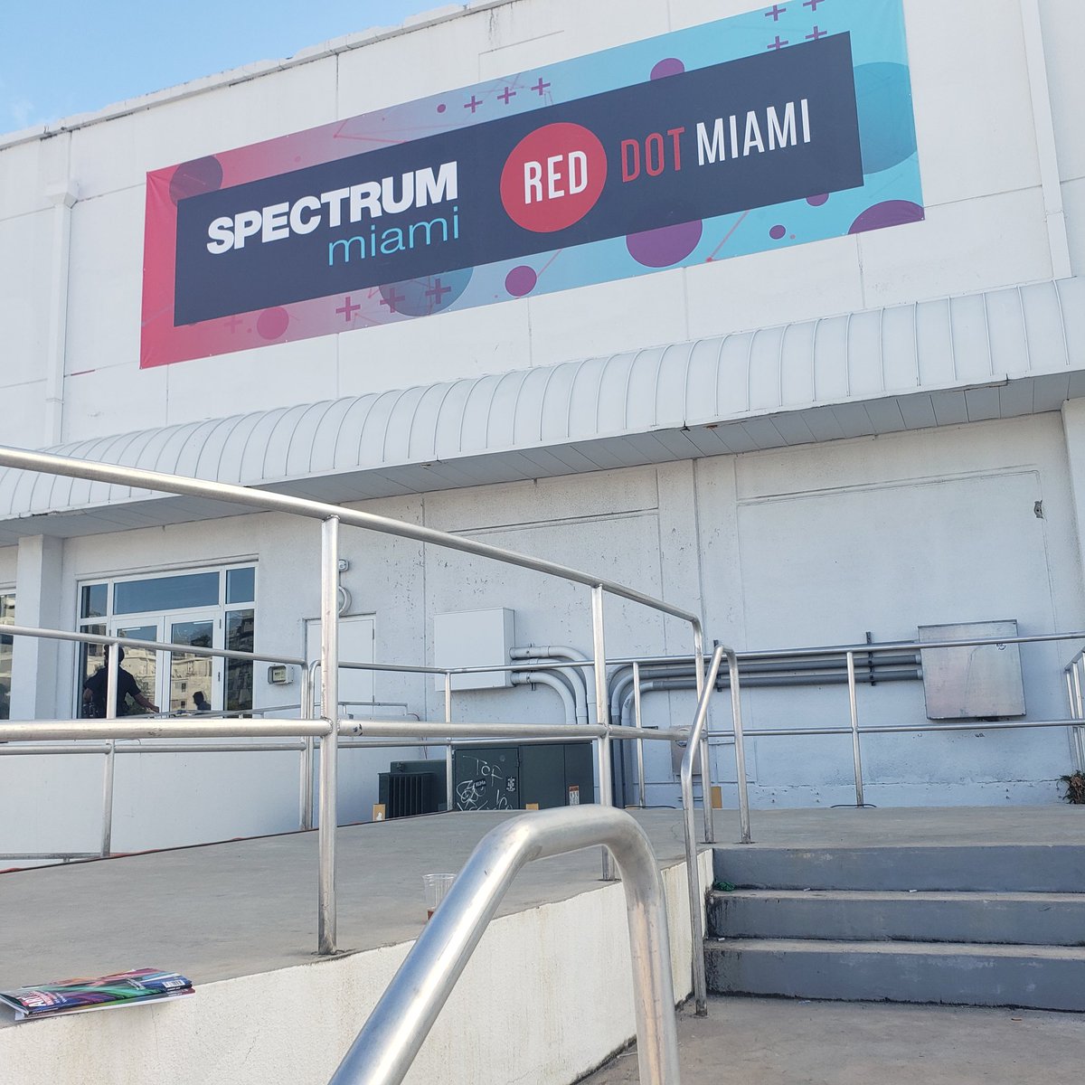 🔴 Red Dot Miami / 🎨 Spectrum Miami 2021at Mana Wynwood

#ArtBasel2021 #ArtBasel #Wynwood #WynwoodMiami #WynwoodArtDistrict #ManaWynwood #RedDotMiami #SpectrumMiami #SouthFlorida #Miami #Art #Artists #ArtistsonInstagram #Artwork #MiamiArtWeek #SundayVibes