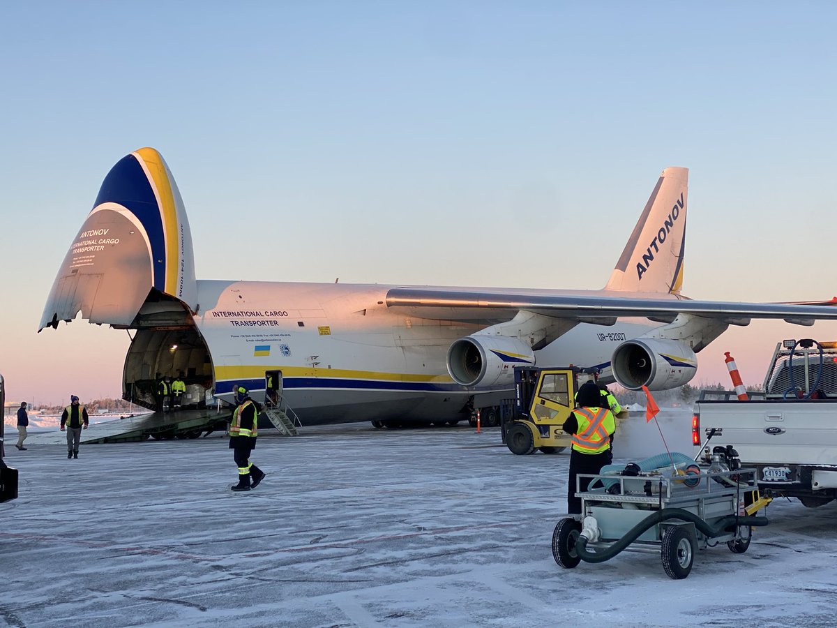 _b_leena's tweet photo. Braved the -41 deg C to see the world’s largest cargo aircraft landing in Yellowknife, carrying a South Korean helicopter that will undergo 10 weeks of winter testing around the city. https://t.co/juR2cSl25o