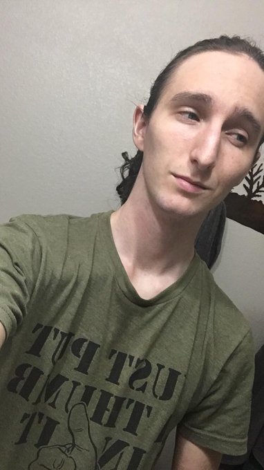 Ya boi looks like Loki now <3 https://t.co/YF6DG9YzBG