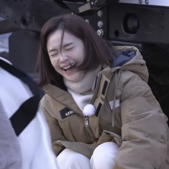 슬캠 미도는 문지르면 뽀득뽀득 소리 날 것 같애