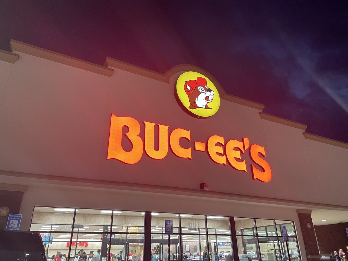 landers_melinda's tweet photo. Bucees https://t.co/0IEHSh5gGG