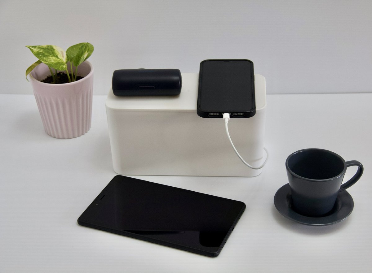 SimplyKThings's tweet photo. Do you have a home with a lot of electronics? These devices can be dangerous and lead to electrocution. Protect your loved ones and pets by installing Cable Management Boxes. You won't regret it. Product link - https://t.co/RN4Soax97l https://t.co/dps9G2rbu8