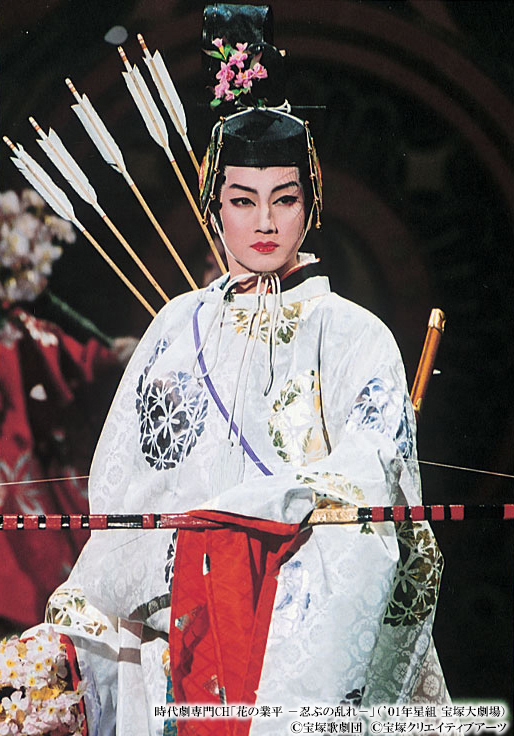 時代劇専門チャンネル 今夜は 宝塚歌劇団 が描く 王朝ロマン作品 花の業平 忍ぶの乱れ 01年星組 宝塚大劇場 12 6 月 よる10時 稔幸 さんの平安貴族っぷりが素敵 悪役を演じた 香寿たつき さんの低音ボイスにもうっとり の