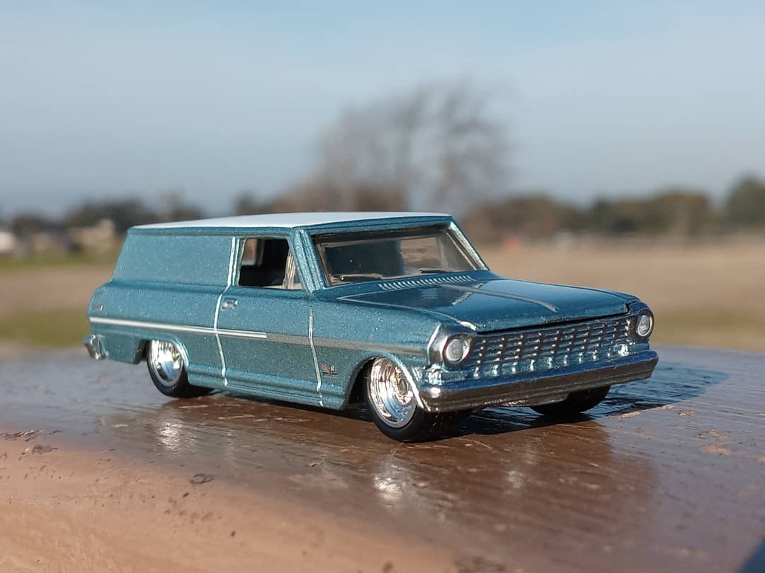 fepacommish's tweet photo. My favorite of the @Hot_Wheels #FastWagons. I loved this set this year.
@DjTonyStark1 @DiecastHype
#hotwheels #hotwheelspremium #carculture #diecastphotography https://t.co/ThnzXMbYqO