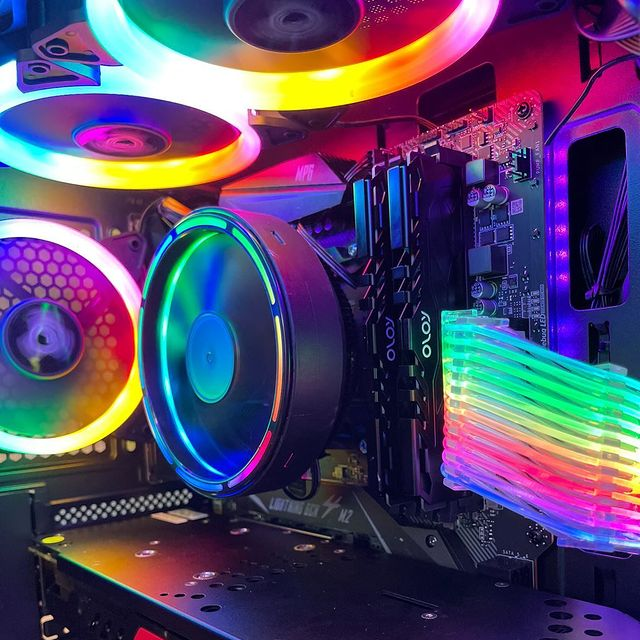 VetrooUS's tweet photo. Direct-touch style copper bottom enlarges touching area and betters the thermal solution.
#vetroo #darkstorm #computer #pcsetup #sale #cpucooler https://t.co/6DbxHVP9e5