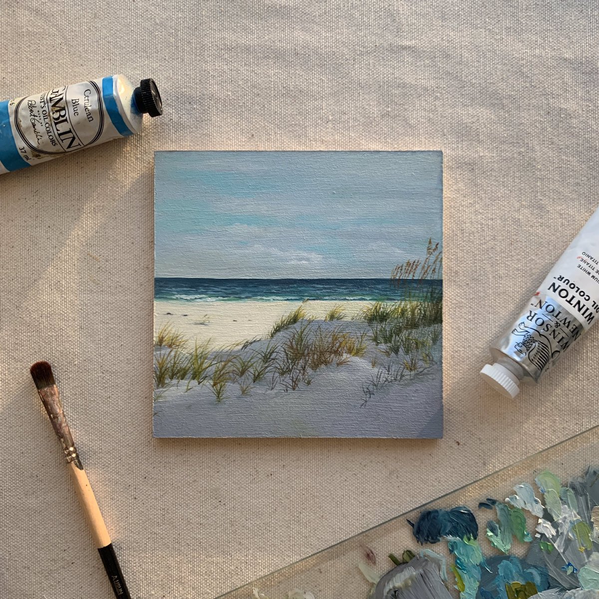 fattemoo's tweet photo. oil on wood, 5” x 5” https://t.co/JO8SCp9RBH