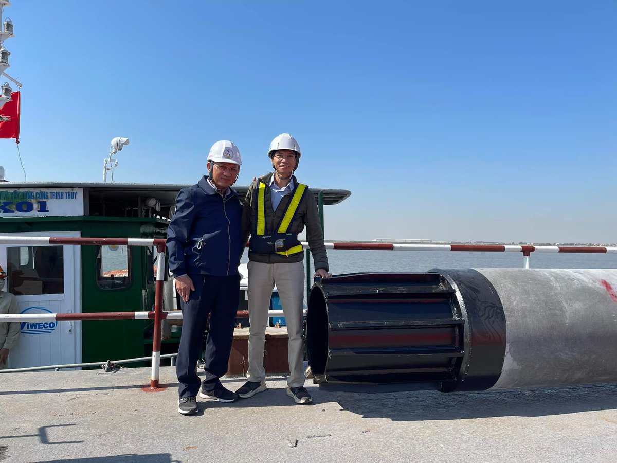 portcoast's tweet photo. Groundbreaking ceremony of Lach Huyen HATECO’s berth No. 5&6.
Portcoast is pleased to participate in FS preparation and Detailed design.
December 05, 2021.
#portcoast #hateco #lachhuyen #port https://t.co/ho8bQSQYc4