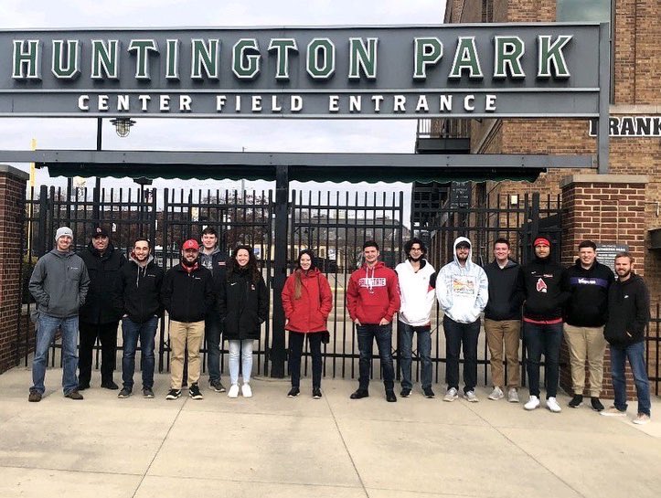 BallState_SAA's tweet photo. Great day to be a part of Ball State’s Sport Administration. Took a trip to Columbus to catch a Blue Jackets’ game and learn from professionals in the industry. Thank you for having us, @BlueJacketsNHL! https://t.co/2WcN1QqgZC