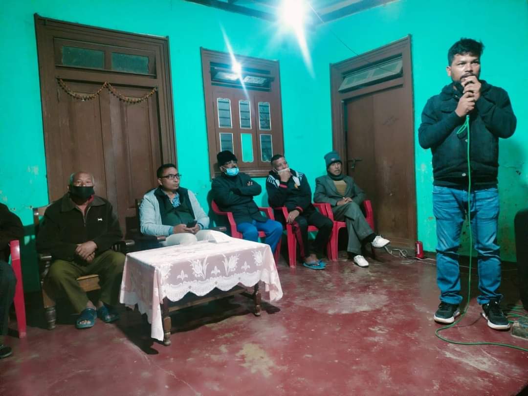 NewGFrontliners's tweet photo. A camera meeting held at residence of 𝗠𝗮𝗶𝗯𝗮𝗺 𝗕𝗶𝗺𝗼𝗹 of polling station- 𝟯𝟮/𝟭𝟬, 𝗟𝗮𝗶𝘁𝗵𝗮𝗴𝗼𝗹 𝗟𝗲𝗶𝗸𝗮𝗶  for 𝗬𝘂𝗺𝗻𝗮𝗺 𝗡𝗮𝗯𝗮𝗰𝗵𝗮𝗻𝗱𝗿𝗮(Intending BJP candidate). Appreciate all the supports and keep supporting. @AmitShah @AShardaDevi @BJP4Manipur https://t.co/bjyYGbGieA