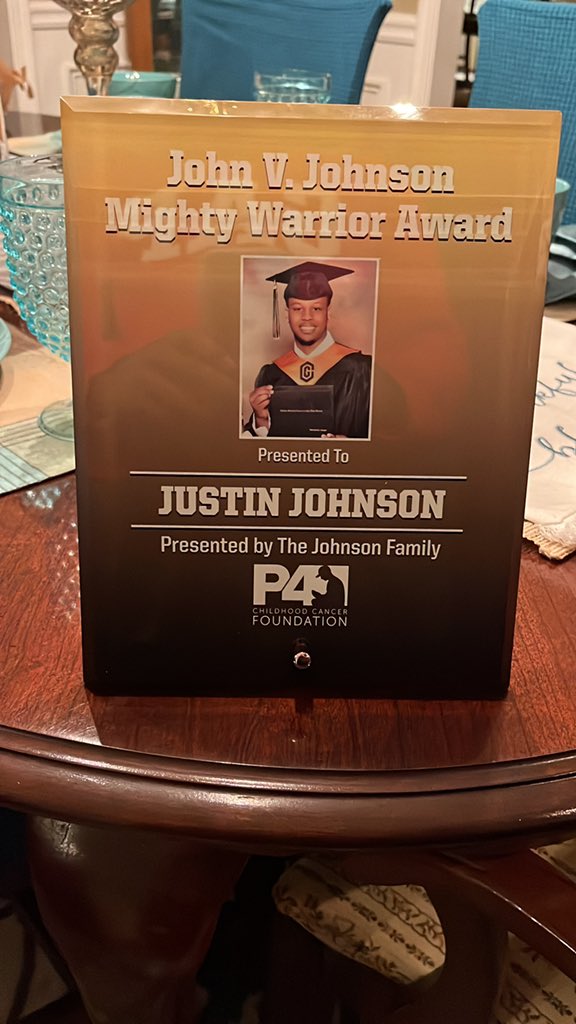 justinjohnsonQB's tweet photo. Thank you @Pray4foundation & @BlackKnight_FB for the “ Almighty warrior” award. The best award I could possibly get 💙. #LLJ #45daSet https://t.co/t6Ps9YmNQJ